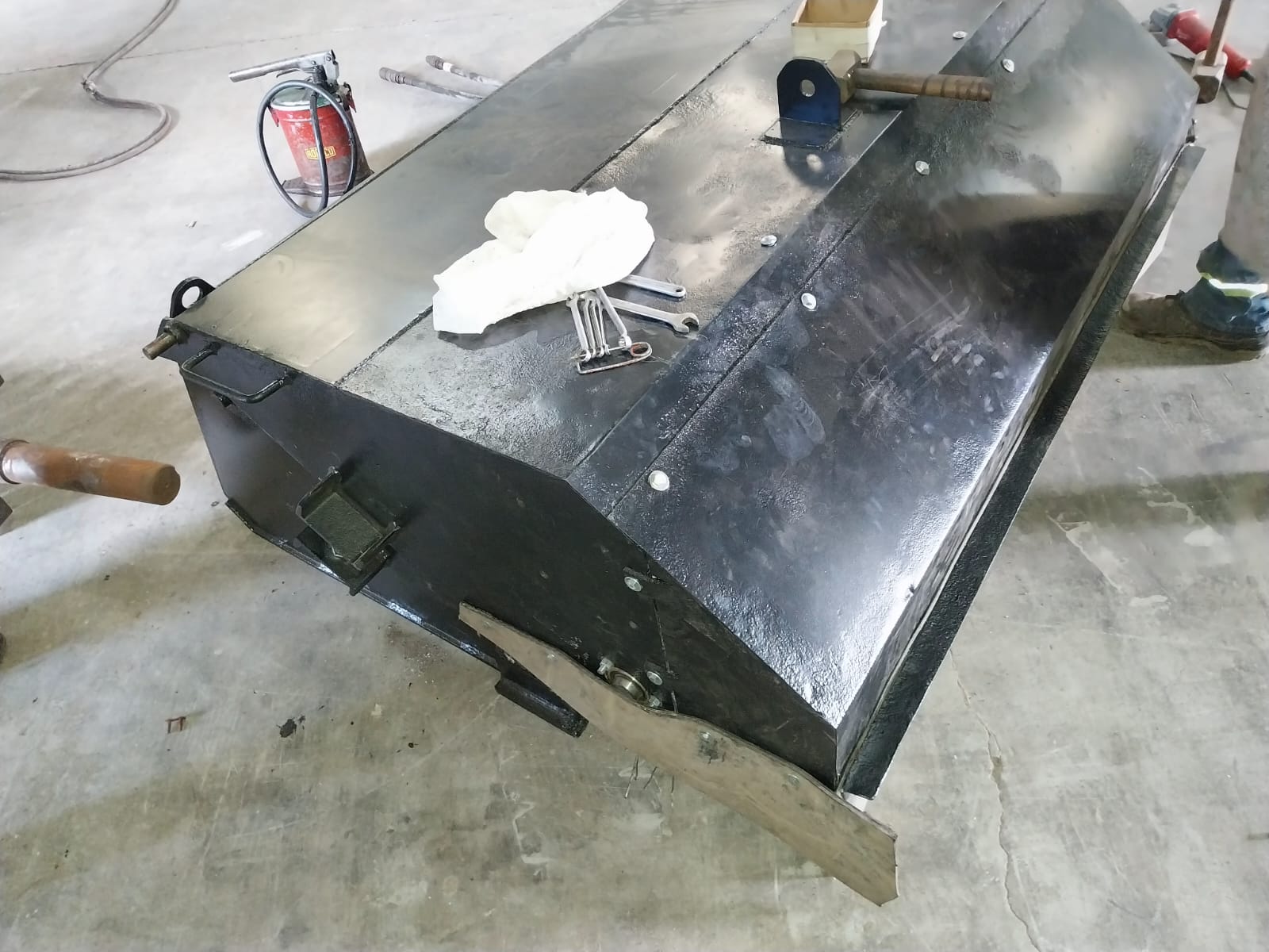 Reparaciones completa de implemento barredor. Empresa mtr
